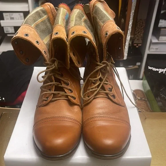 Troopa plaid Boot - Picture 3 of 6